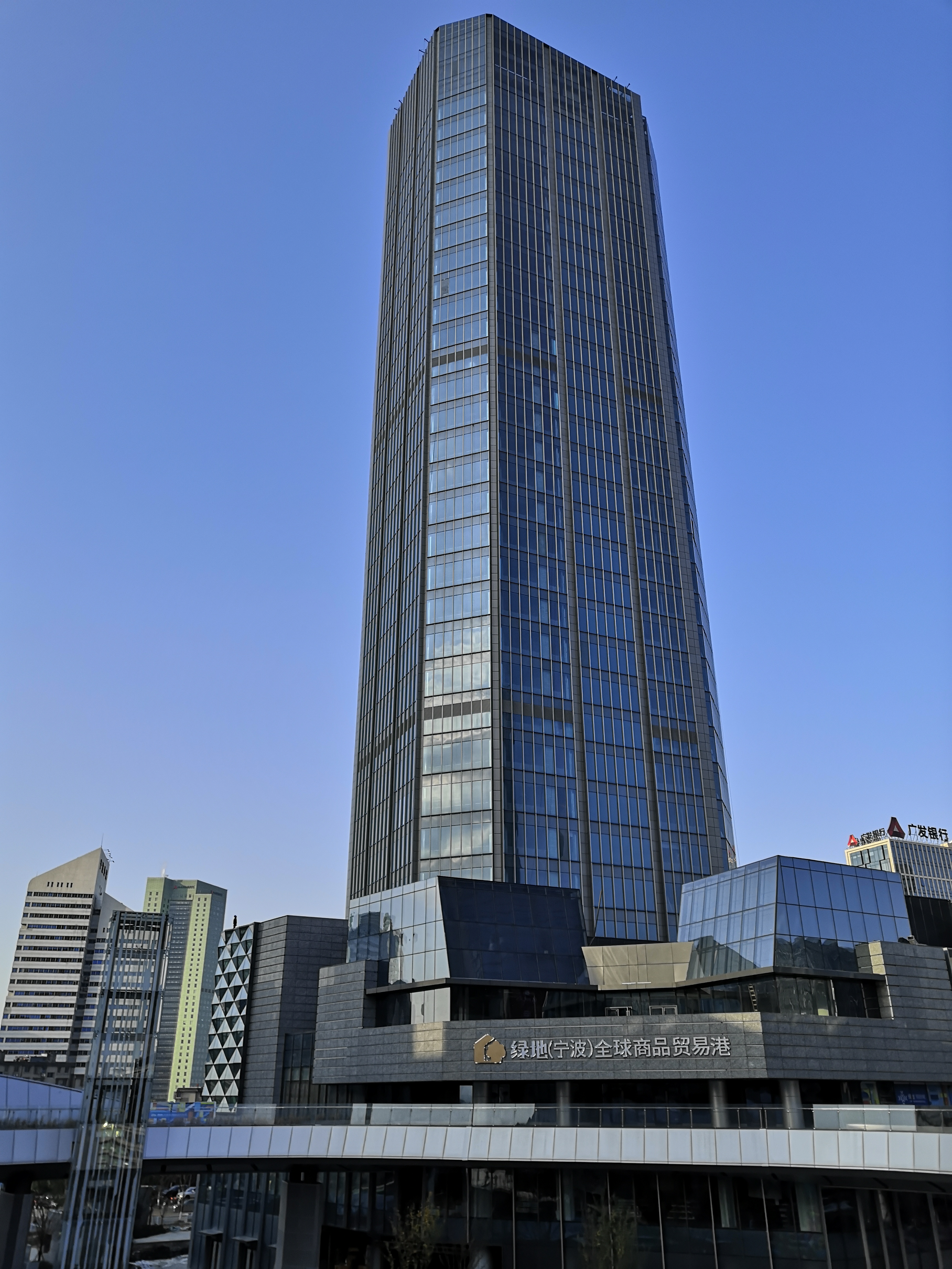DS . 浙江寧波綠地全球商品貿易港 - 艾克森換熱器案例圖片